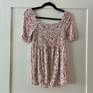 Isabel Maternity Top Women's Sz S Floral Smocked Pullover NWT Flowy Elow Sleeve